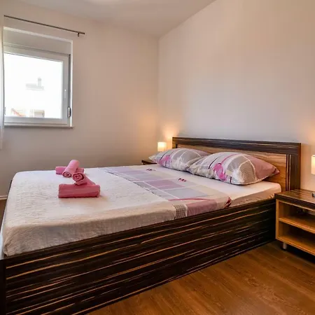 Apartament Lucija