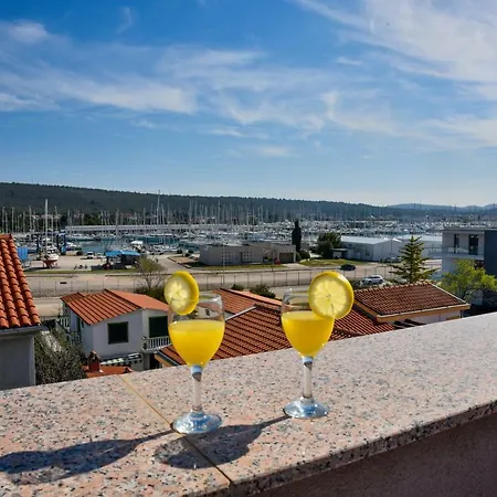 Lucija Apartment